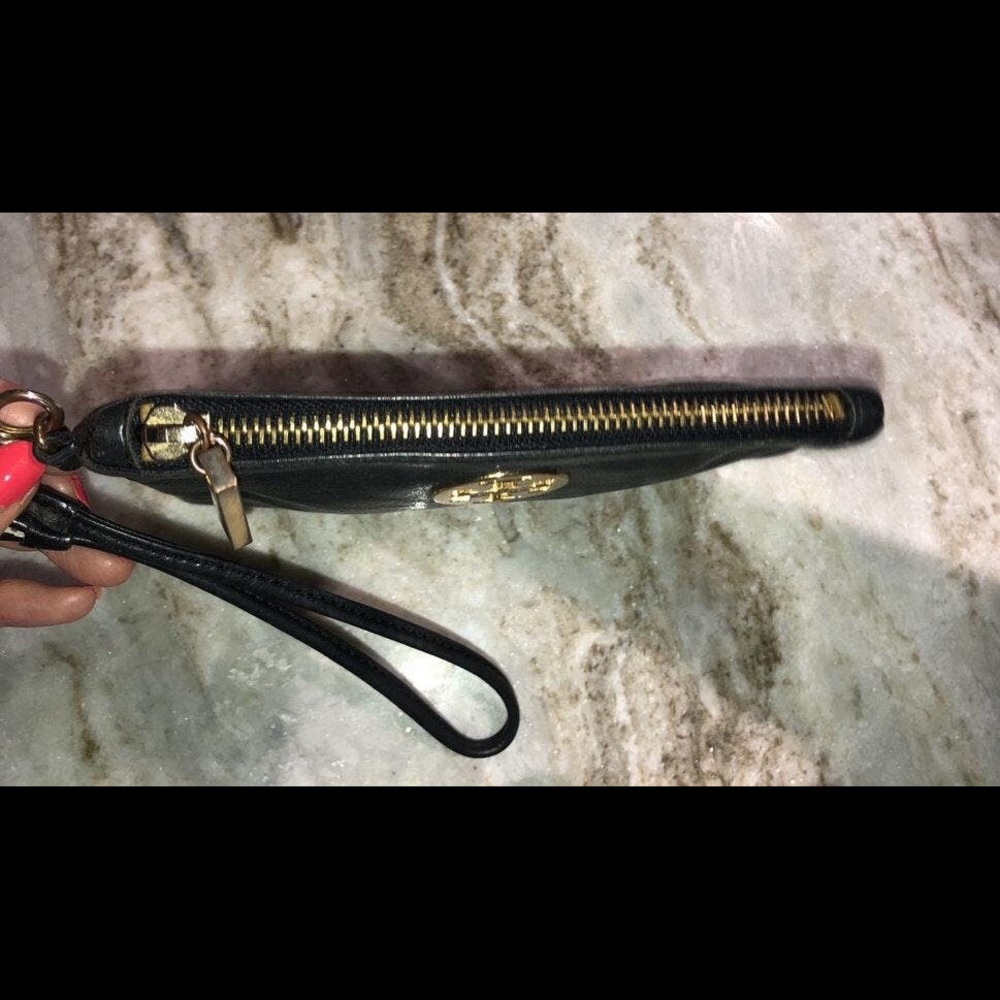 Tory Burch Black & Gold Wristlet - Picture 5 of 6